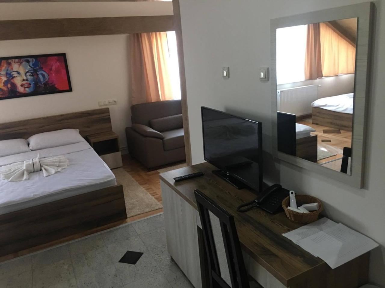 Odmaraliste Vidik Hotel Lazarevac Exterior foto